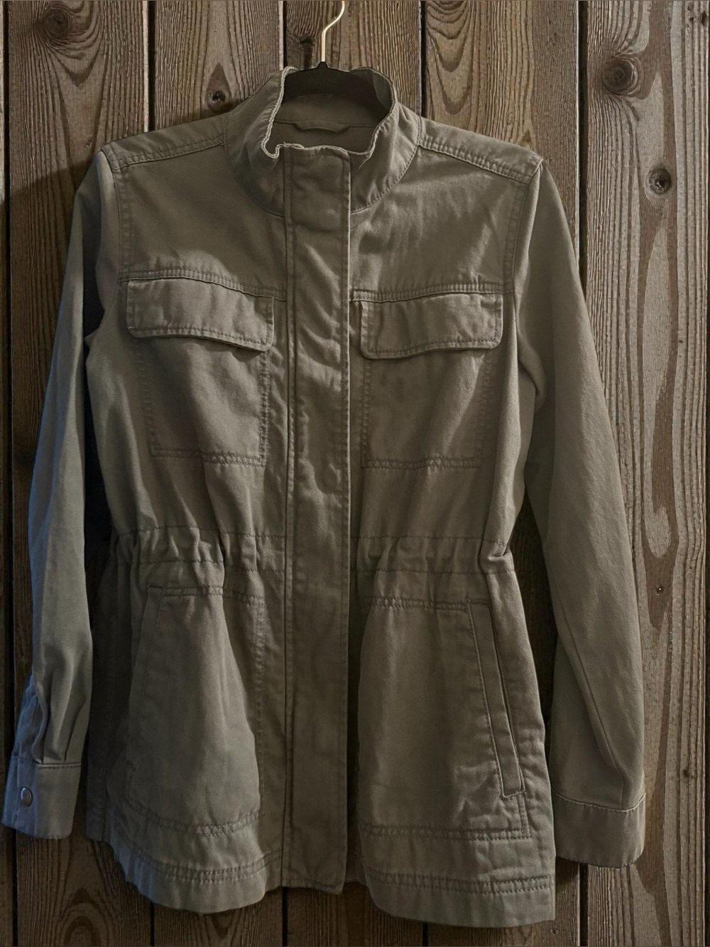 GAP Women’s Olive Utility Jacket - Picture 3 of 10